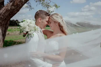 Brautpaar am Hochzeitstag