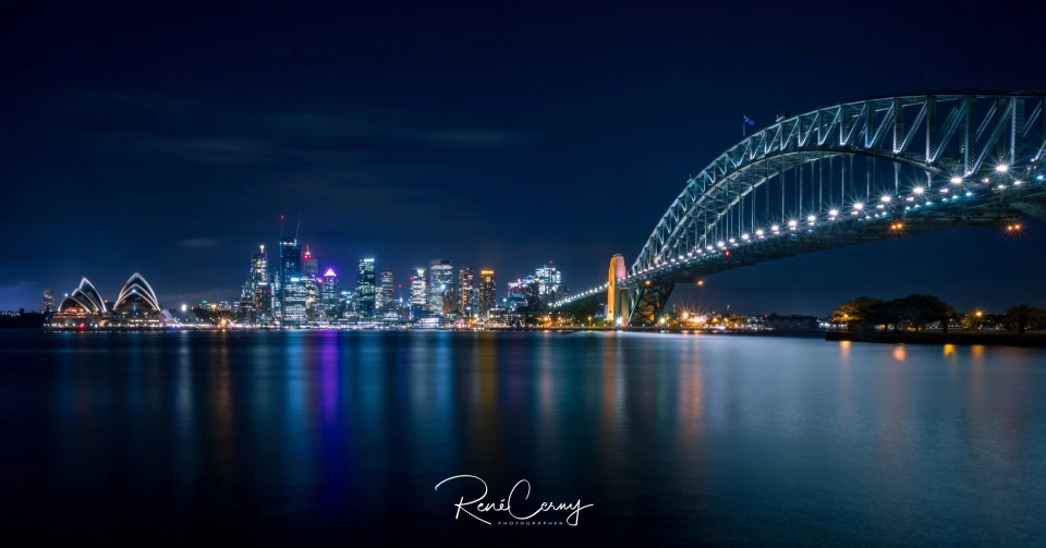 Fotograf René Cerny – Landschaftsfotografie. Sydney Opera House und Harbour Bridge bei Nacht, Australien.